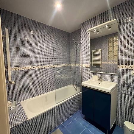 Apartamento En El Corazon De Madrid Apartment Luaran gambar